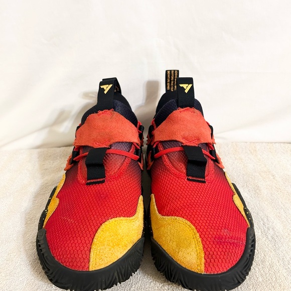 Adidas Trae Young 1 Atlanta Hawks Black/Red/Yellow size 10 MENS BASKETBALL SHOES - Picture 8 of 9